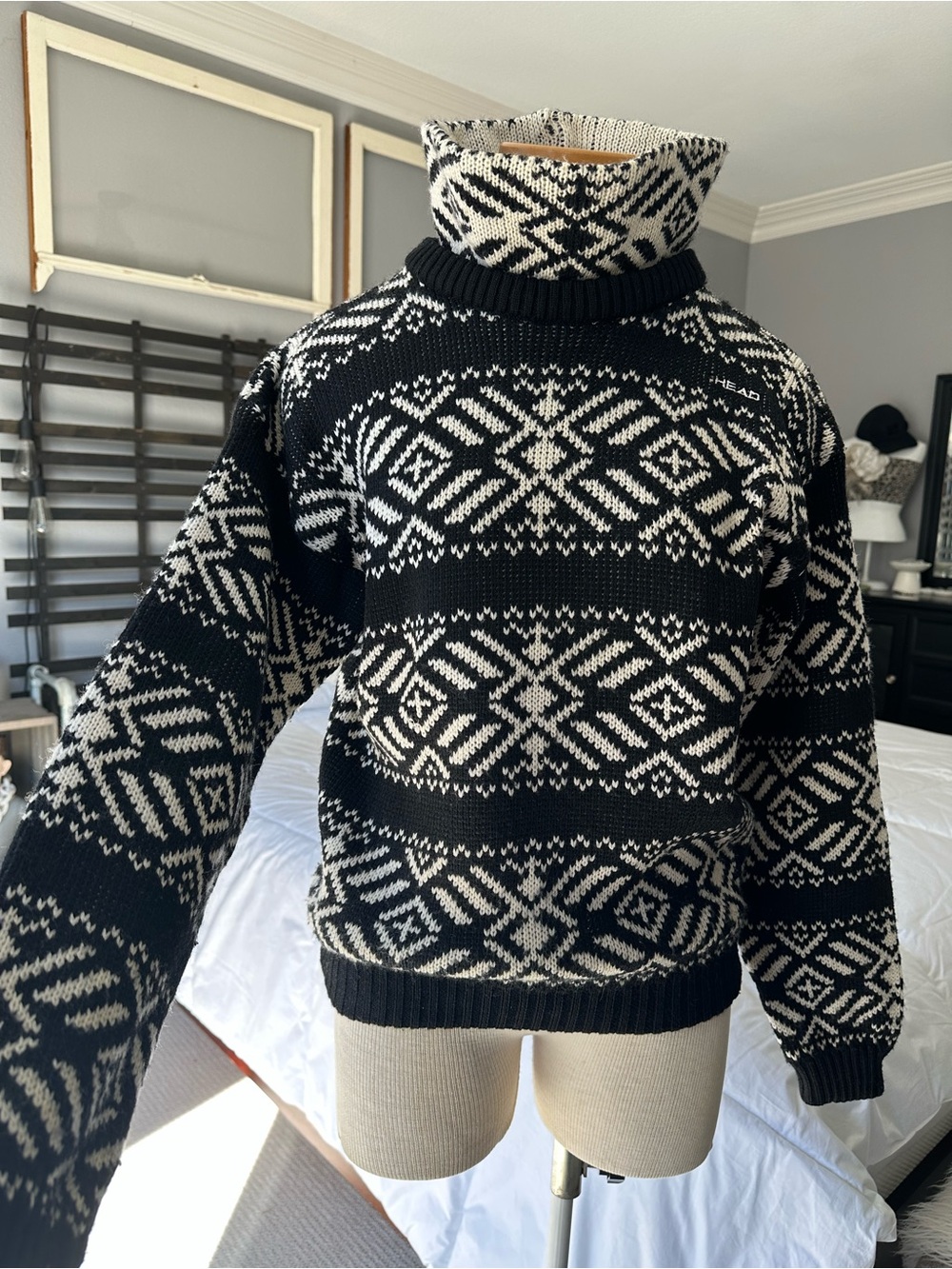 HEAD Geometric Funnel Neck Wool Ski Sweater size Small